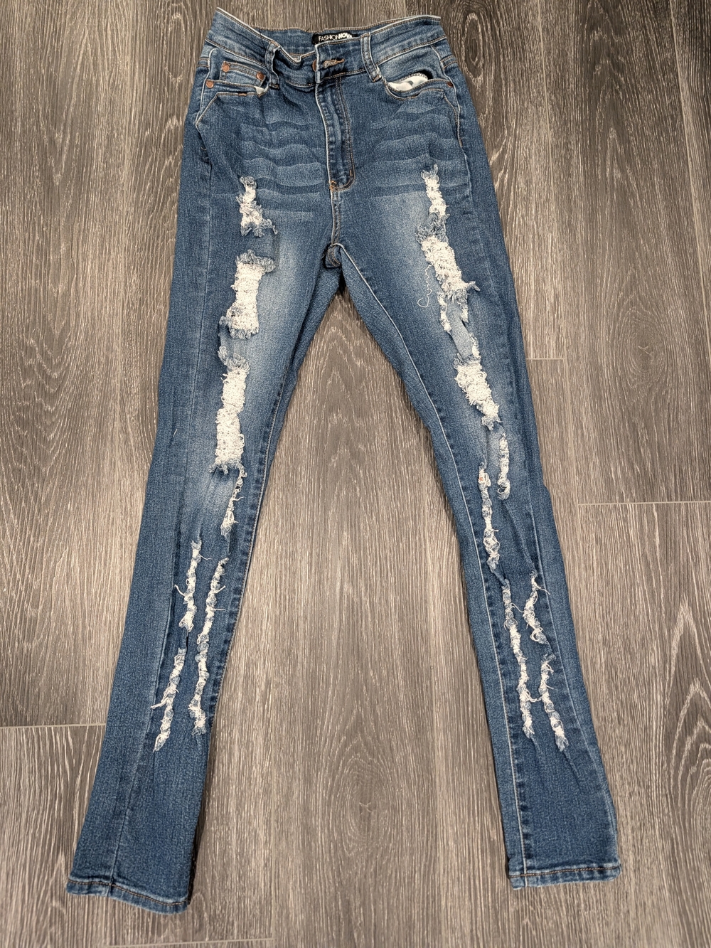 Distressed Skinny Jeans - Blue